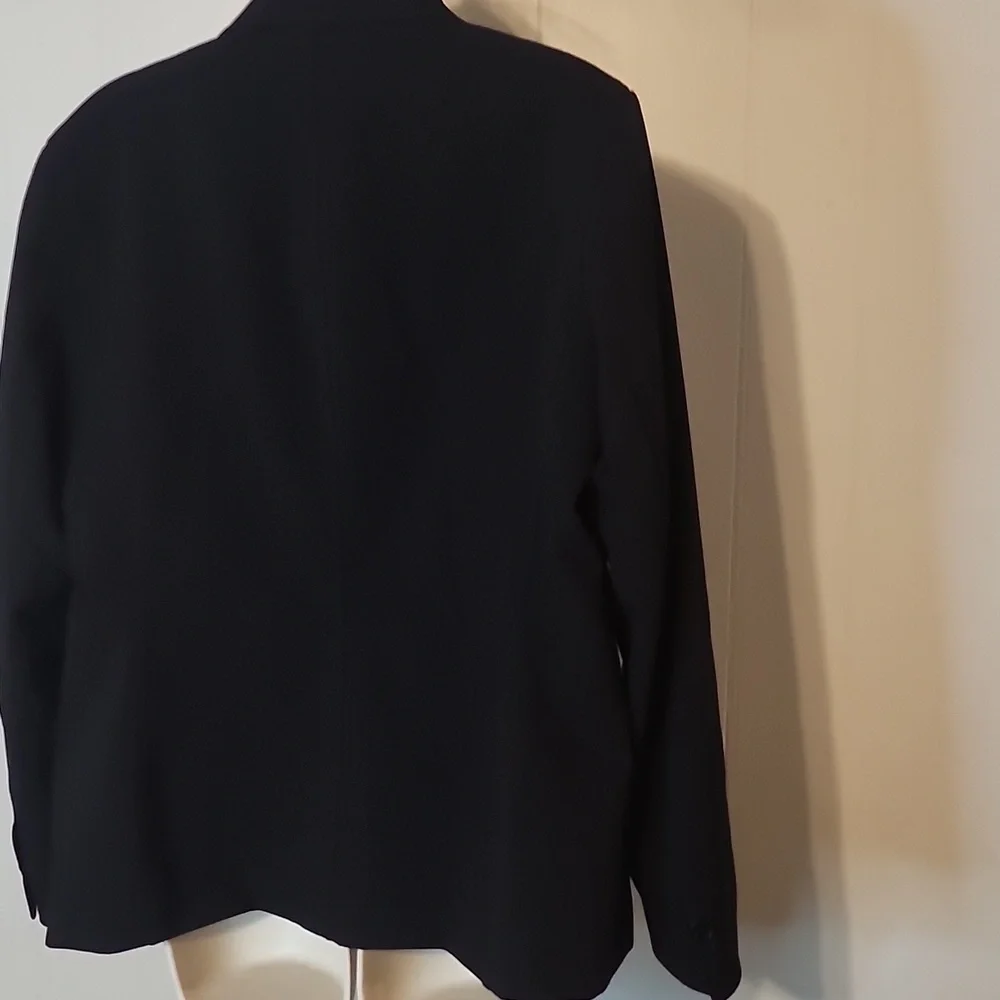 Anne Klein Black Sport Coat with Notched Lapels